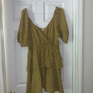 Chartreuse casual dress! new with tags!